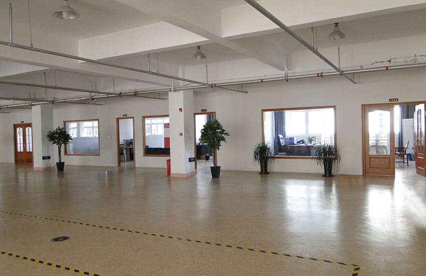 柬埔寨王子量體裁衣NORODOM RAVICHAK：擁有一套尊貴的西服我很高興